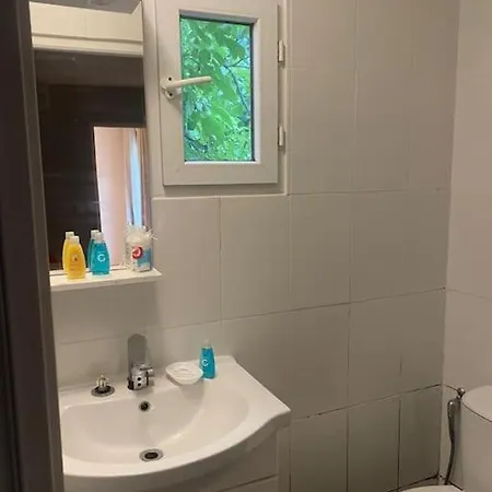 : Spacieux Pour 5 Personnes Apartment